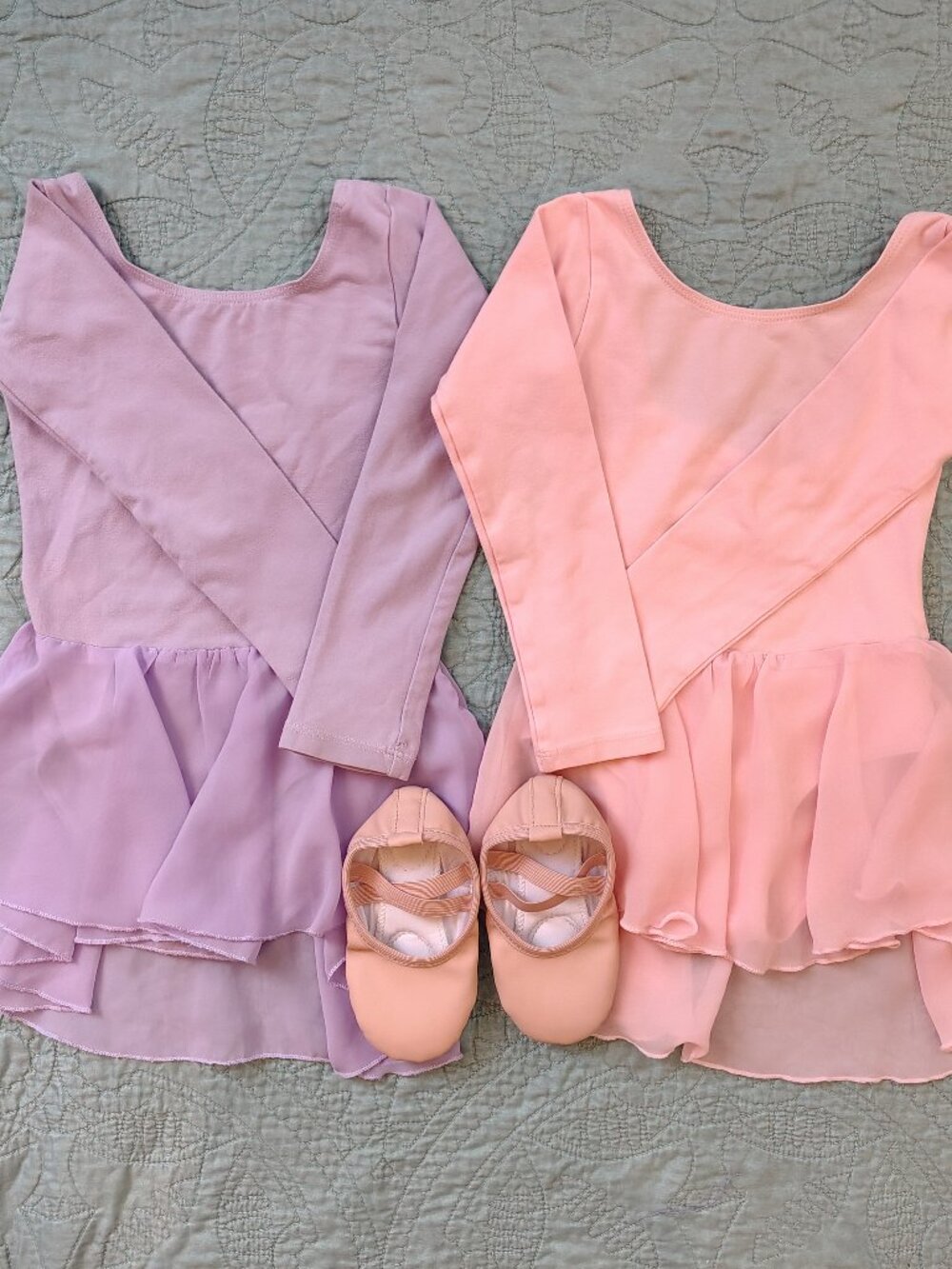 Arshiner Long Sleeve Ballet Dresses w/ Slippers Toddler Size 3-4T